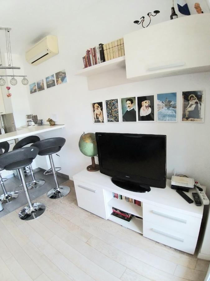 Theos Atelier Self Check In Apartment W Free Private Parking Ζάγκρεμπ Εξωτερικό φωτογραφία